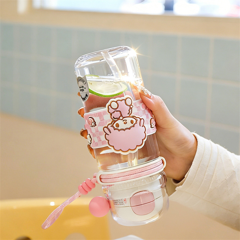X&W Sanrio Cute Water Bottle F - Xin Sports Equipment 评论和价格